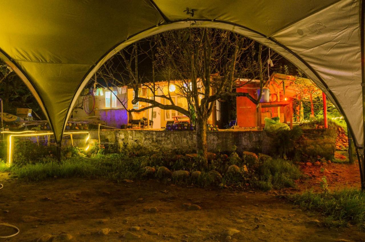 Himtrek Riverside Camps & Hostel Manali Exterior foto